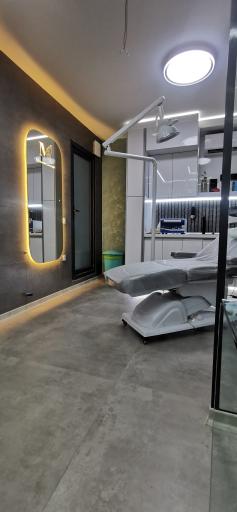 عکس مرکز لیزر ممسنی