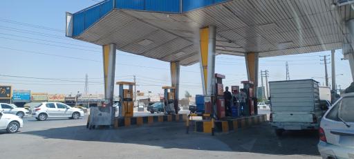 عکس پمپ بنزین پل سالور