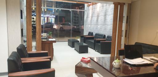 عکس مشاور املاک معراج