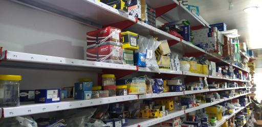 عکس لوازم یدکی پدر و پسر