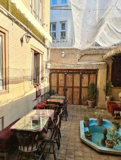 عکس عمارت قربا