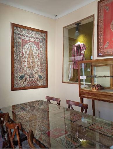 عکس عمارت قربا