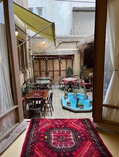 عکس عمارت قربا