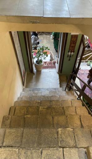 عکس عمارت قربا