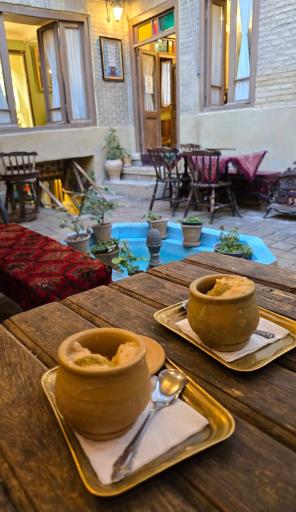 عکس عمارت قربا