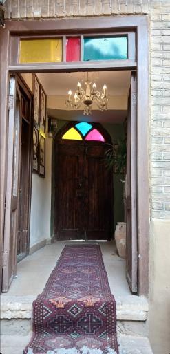 عکس عمارت قربا