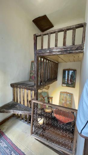 عکس عمارت قربا