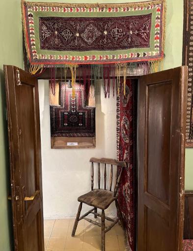 عکس عمارت قربا