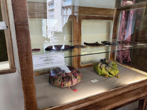 عکس عمارت قربا