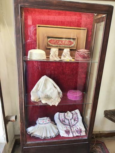 عکس عمارت قربا