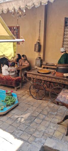 عکس عمارت قربا