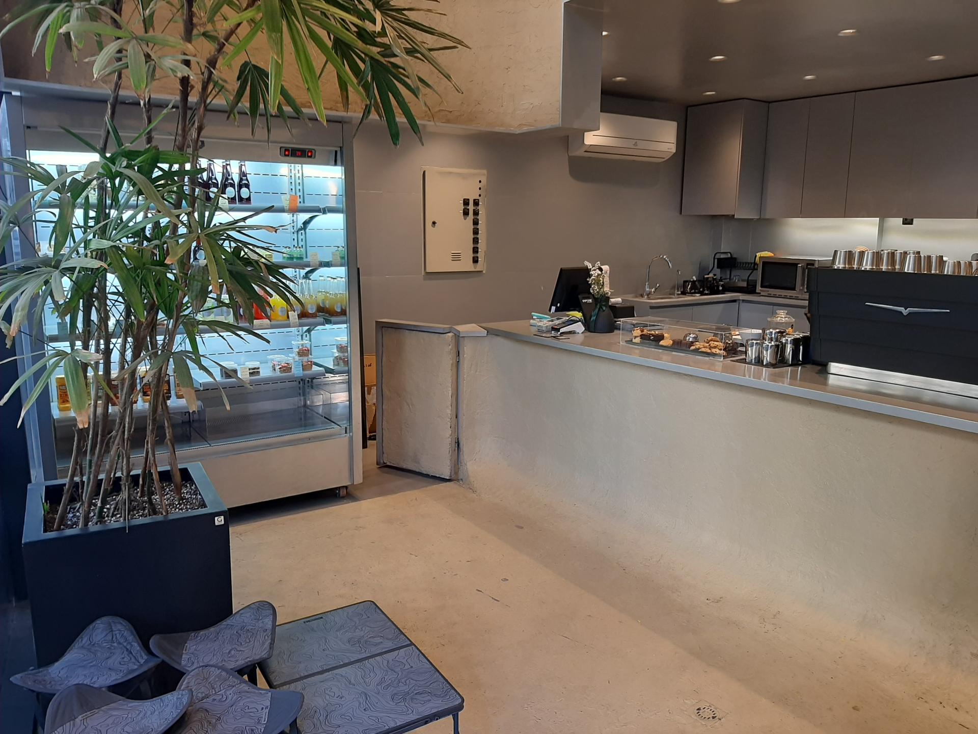 عکس کافه کمپر camper 