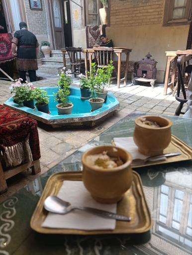 عکس عمارت قربا