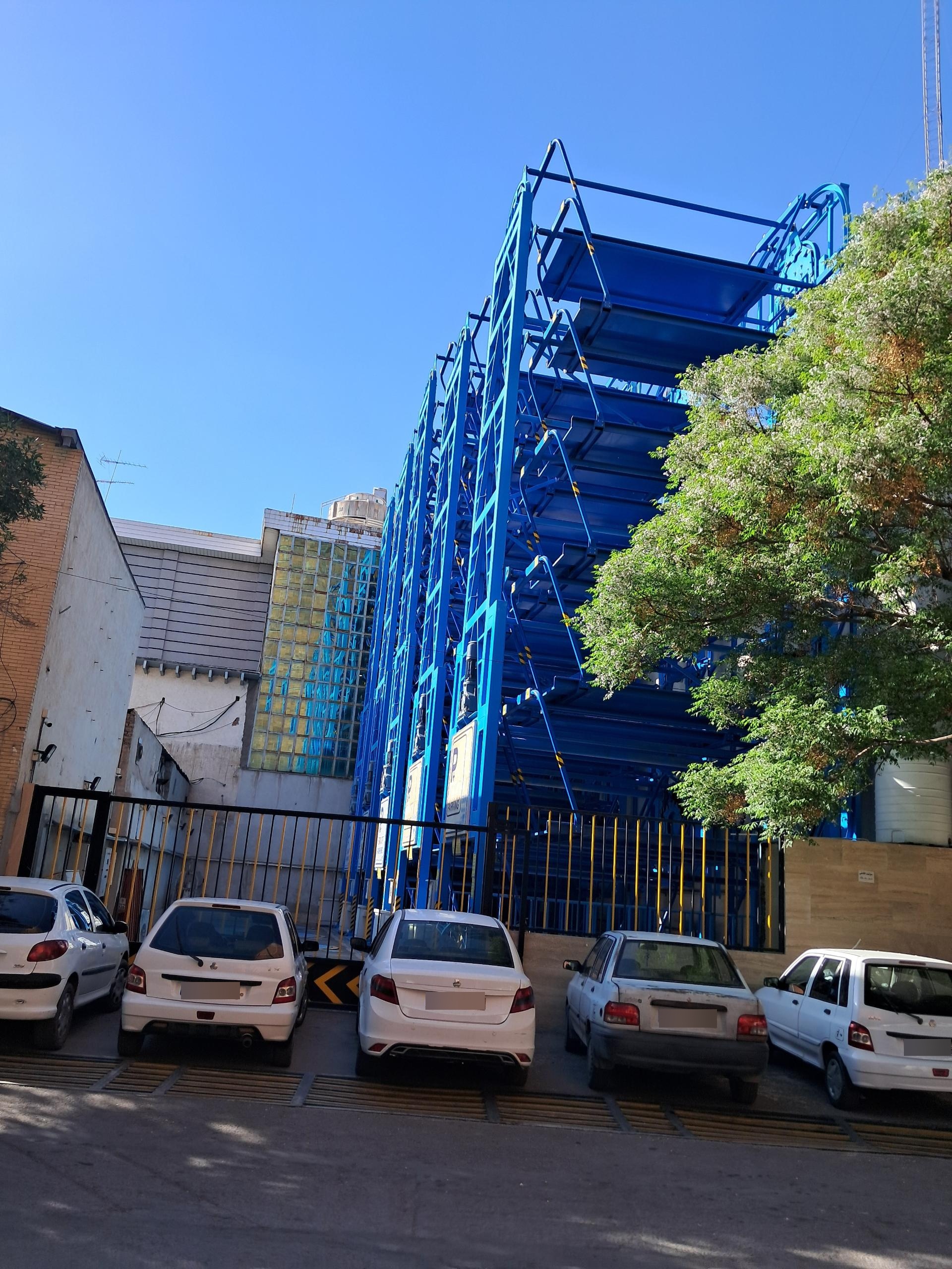 عکس پارکینگ طبقاتی