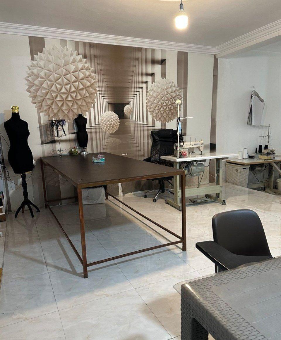 عکس آموزشگاه و مزون خاص پوشان