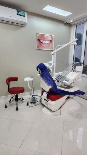 دکتر علی عاجلی متخصص ارتودنسی