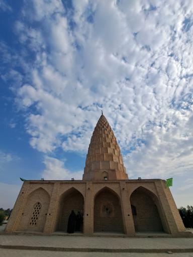 عکس آرامگاه یعقوب لیث صفاری