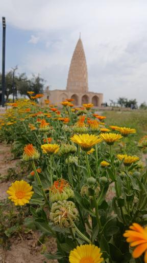 عکس آرامگاه یعقوب لیث صفاری