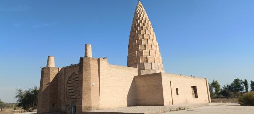 عکس آرامگاه یعقوب لیث صفاری