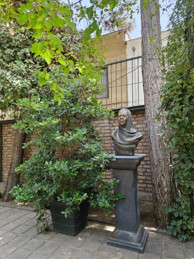 عکس خانه موزه سیمین و جلال