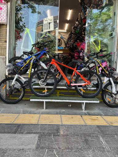 عکس فروشگاه قصر دوچرخه