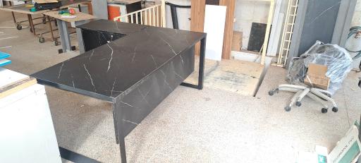 تولیدی میز و مبلمان اداری مهدوی