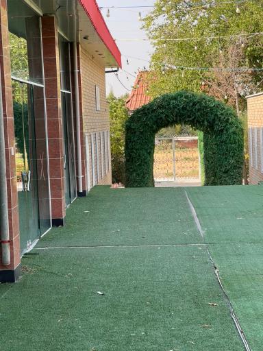 عکس باغ وتالار پذیرایی کریمی