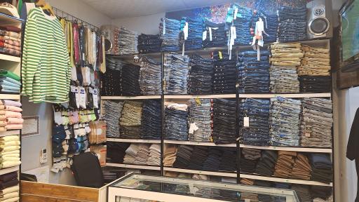 عکس فروشگاه پوشاک آقای خاص