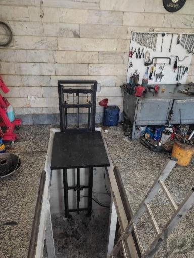 عکس تولیدی بالابر و آسانسور جعفری