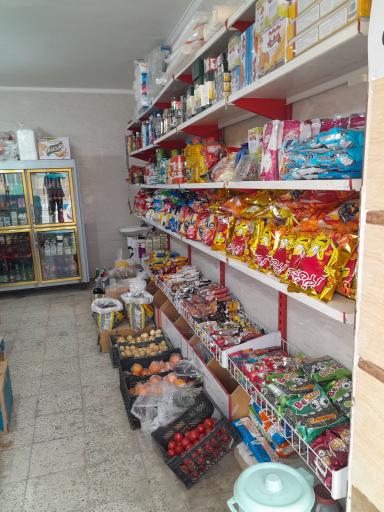 عکس سوپر مارکت خورزان