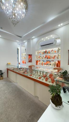 گالری طلا و جواهری نارنج