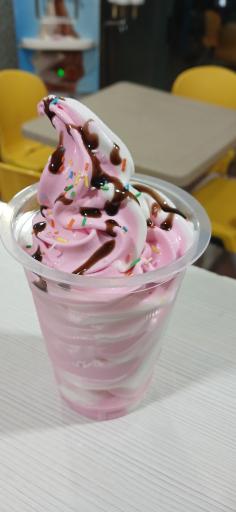 عکس بستنی  عمو بهروز
