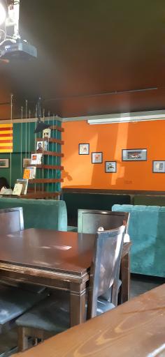 عکس کافه آن