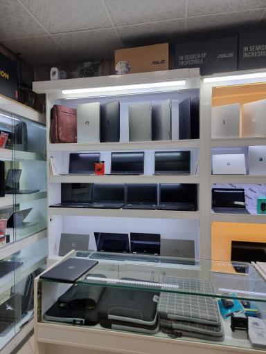 عکس فروشگاه رایانه ایران آمازون