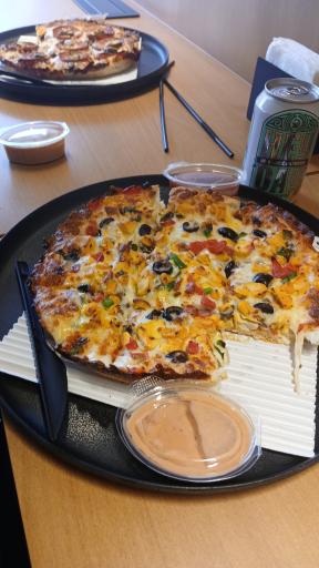 عکس پیتزا کمپانی (شعبه ۲)