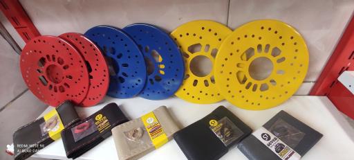 عکس لوکس اسپرتی DARK