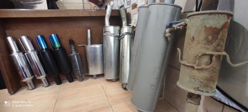 عکس لوکس اسپرتی DARK