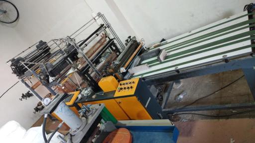 عکس کارگاه تولید نایلون منفرد