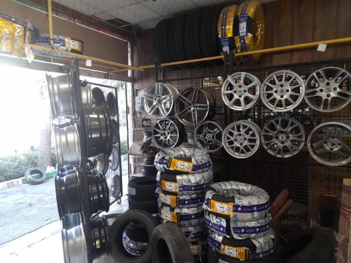 عکس فروشگاه رینگ ولاستیک کلاسیک