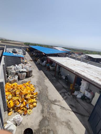 عکس آسیاب پلاستیک و سبد آذر پلاست بناب