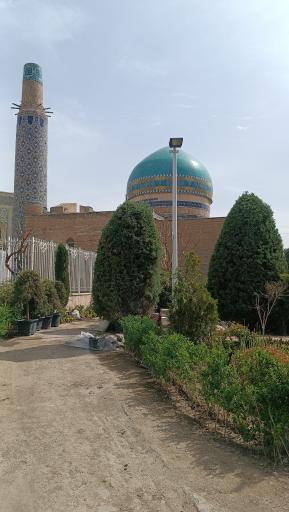 عکس مسجد هفتاد و دو تن