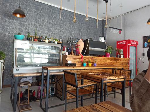 عکس کافی شاپ میلان