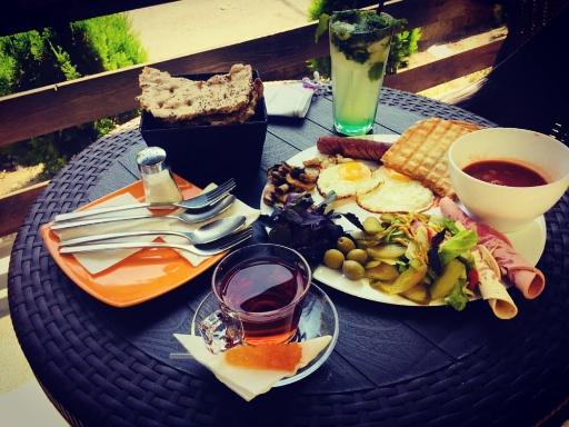 عکس کافی شاپ میلان