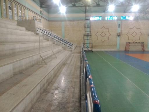 عکس سالن ورزشی شماره ۱ دانشکده فنی و حرفه ای شهید قاضی طباطبایی