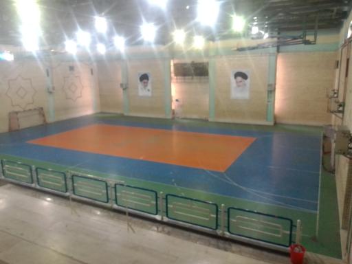 عکس سالن ورزشی شماره ۱ دانشکده فنی و حرفه ای شهید قاضی طباطبایی