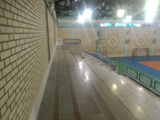 عکس سالن ورزشی شماره ۱ دانشکده فنی و حرفه ای شهید قاضی طباطبایی