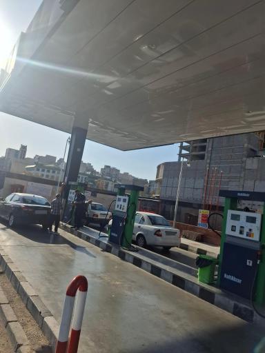 عکس پمپ بنزین