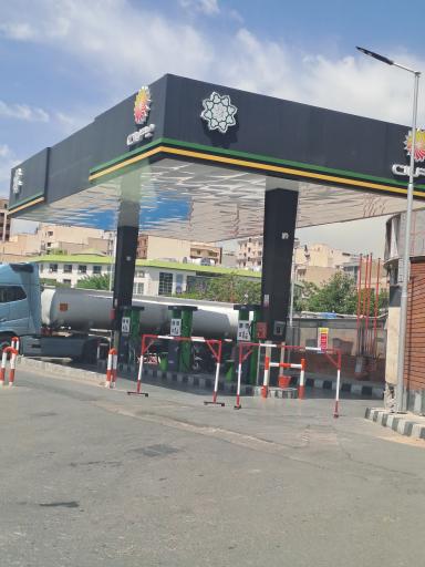 عکس پمپ بنزین