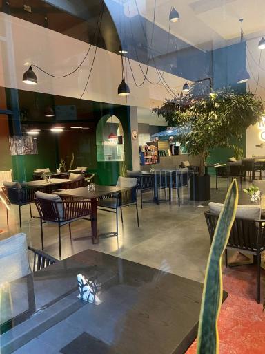 عکس کافی شاپ میلان