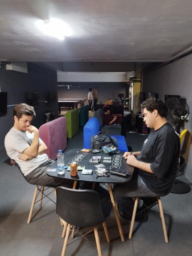 عکس بیلیارد و گیم نت پلاک هشت 8 عافیت